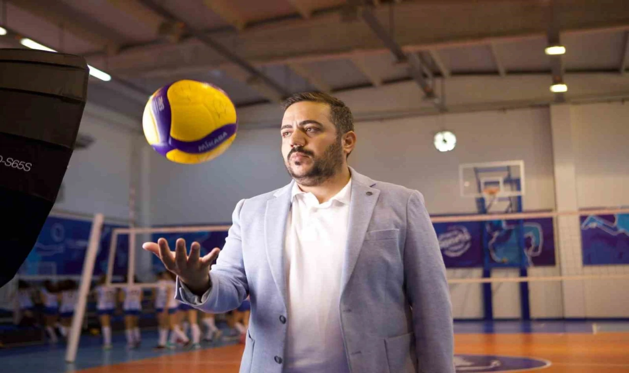 Aliağa KZY Kadın Voleybol Takımının hedefi 1. Lig