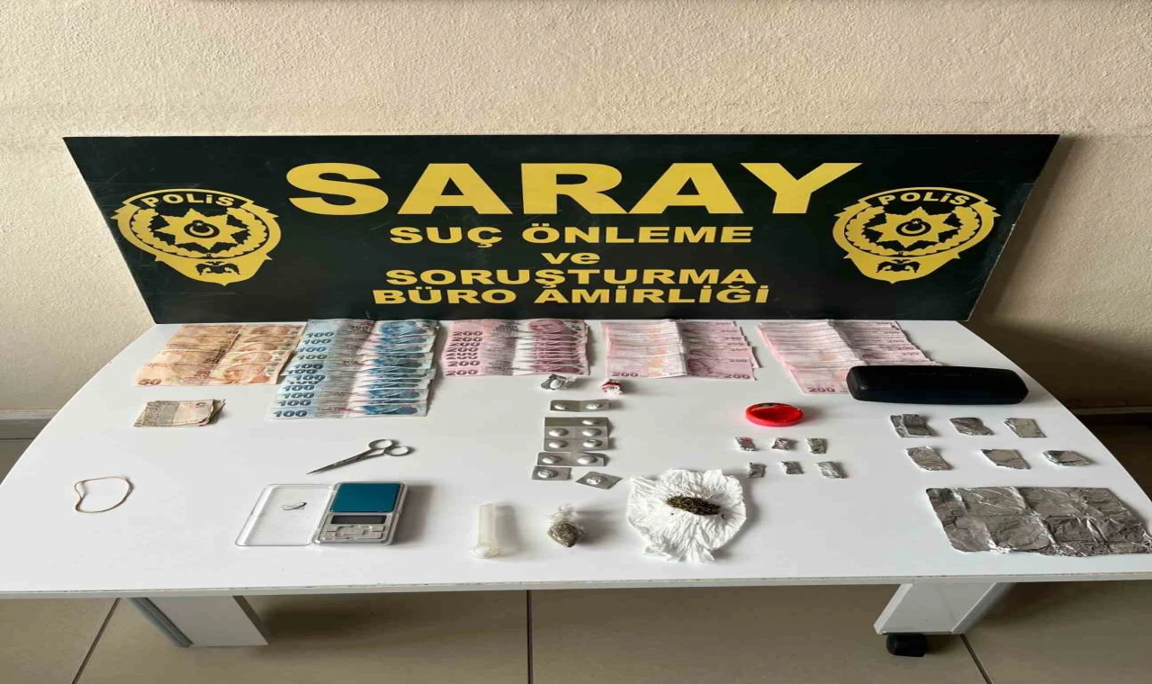 Aranan şahıs uyuşturucuyla yakalandı