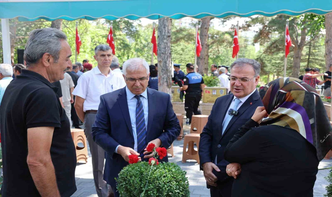 Başkan Özdoğan’dan 15 Temmuz da şehitlere ziyaret