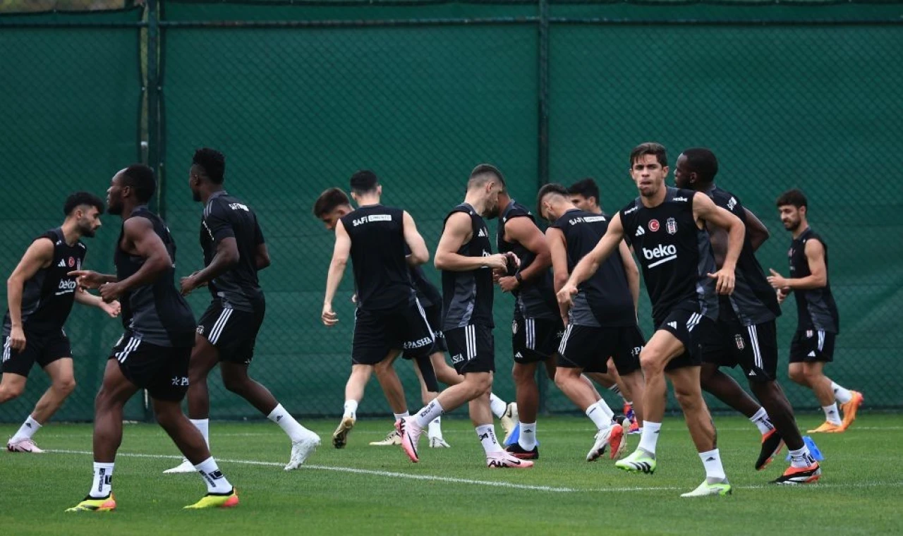 Beşiktaş, yeni sezon hazırlıklarını sürdürdü