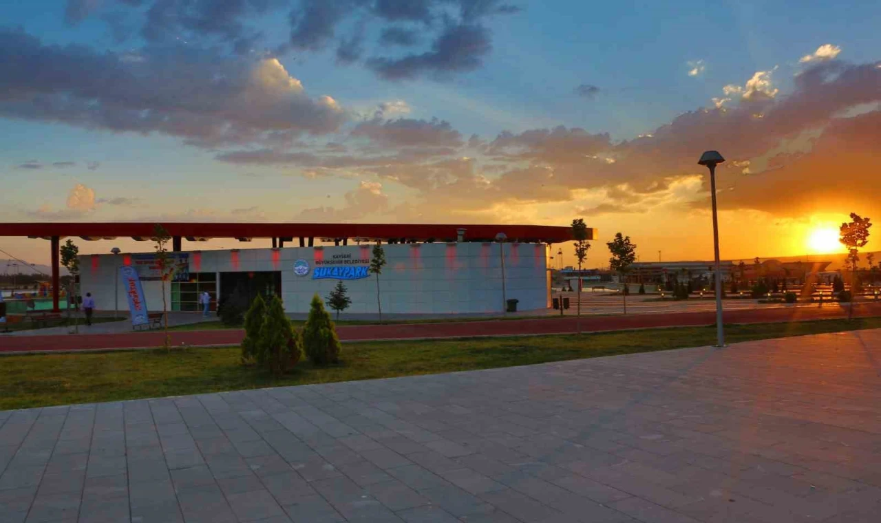 Büyükşehir’in en gözde tesislerinden Sukaypark’a yoğun ilgi