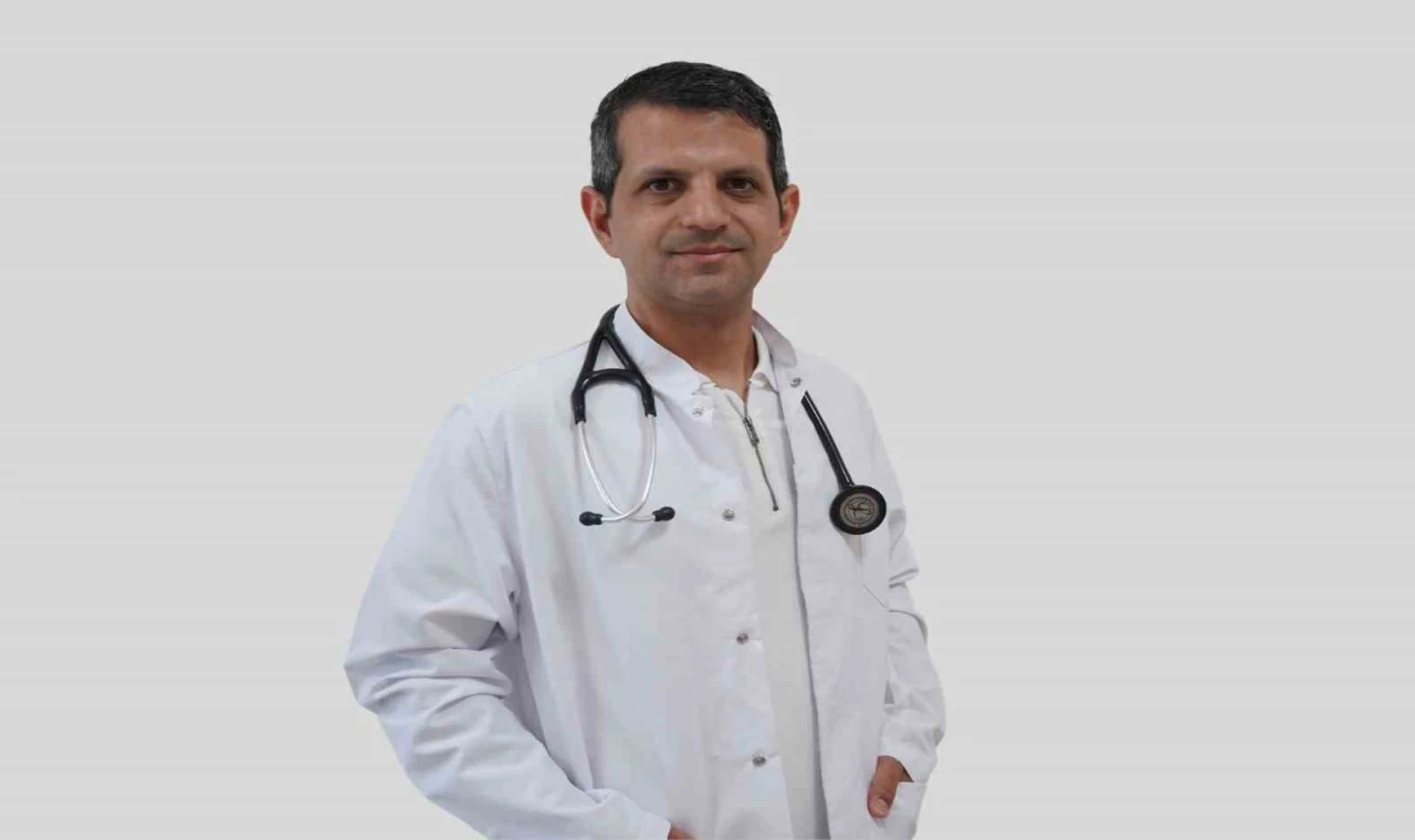 Dr. Öğr. Üyesi Enes Çelik hasta kabulüne başladı