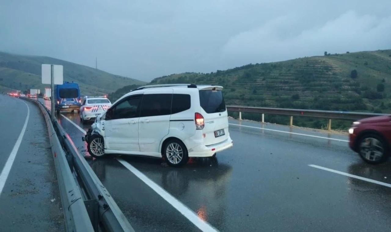 Erzurum’da kent merkezinde bir ayda 165 trafik kazası