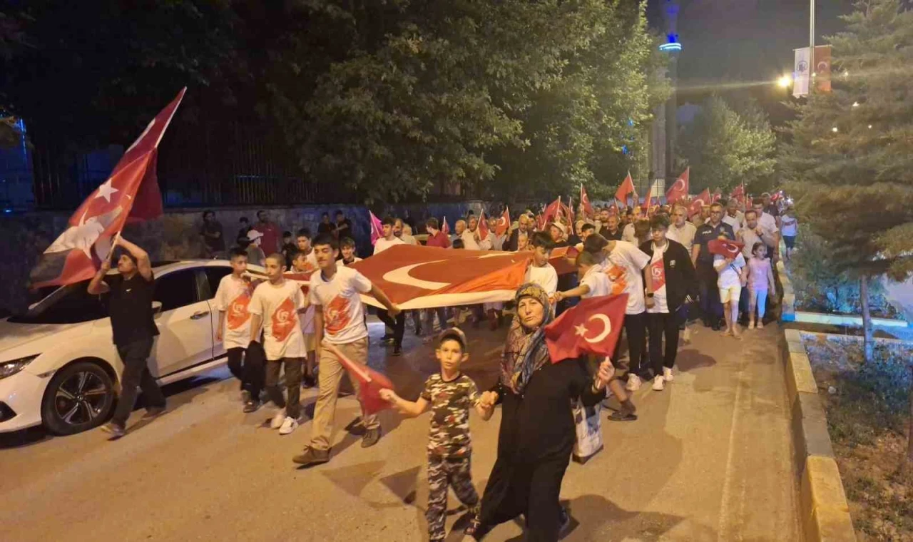 İskilip Kaymakamı Polat: “Çocuklarınıza vatan ve bayrak sevisini aşılayın”