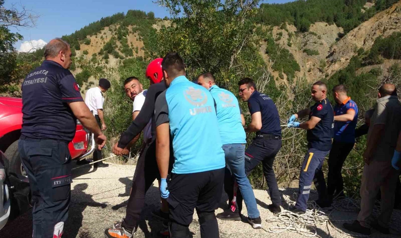 Isparta’da baraja giren 14 yaşındaki çocuk boğulmaktan son anda kurtarıldı