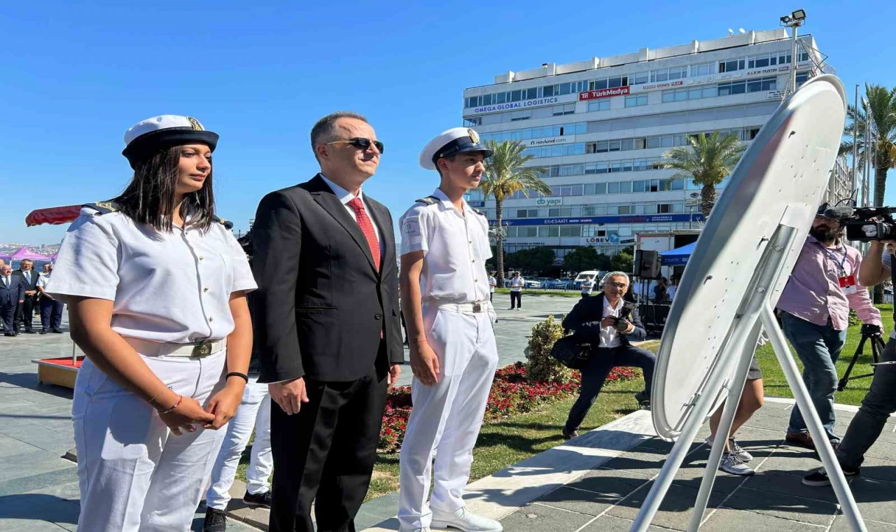 İzmir’de 1 Temmuz Denizcilik ve Kabotaj Bayramı kutlandı