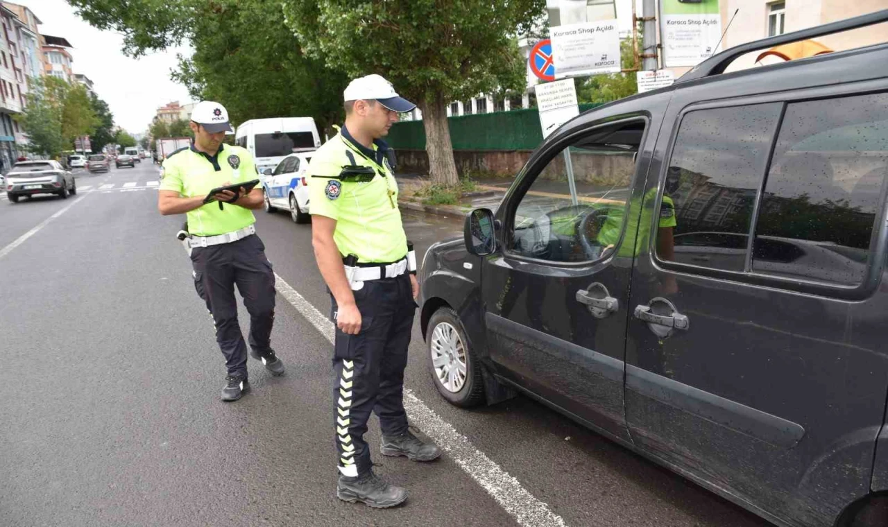 Kars’ta asayiş uygulamaları sürüyor