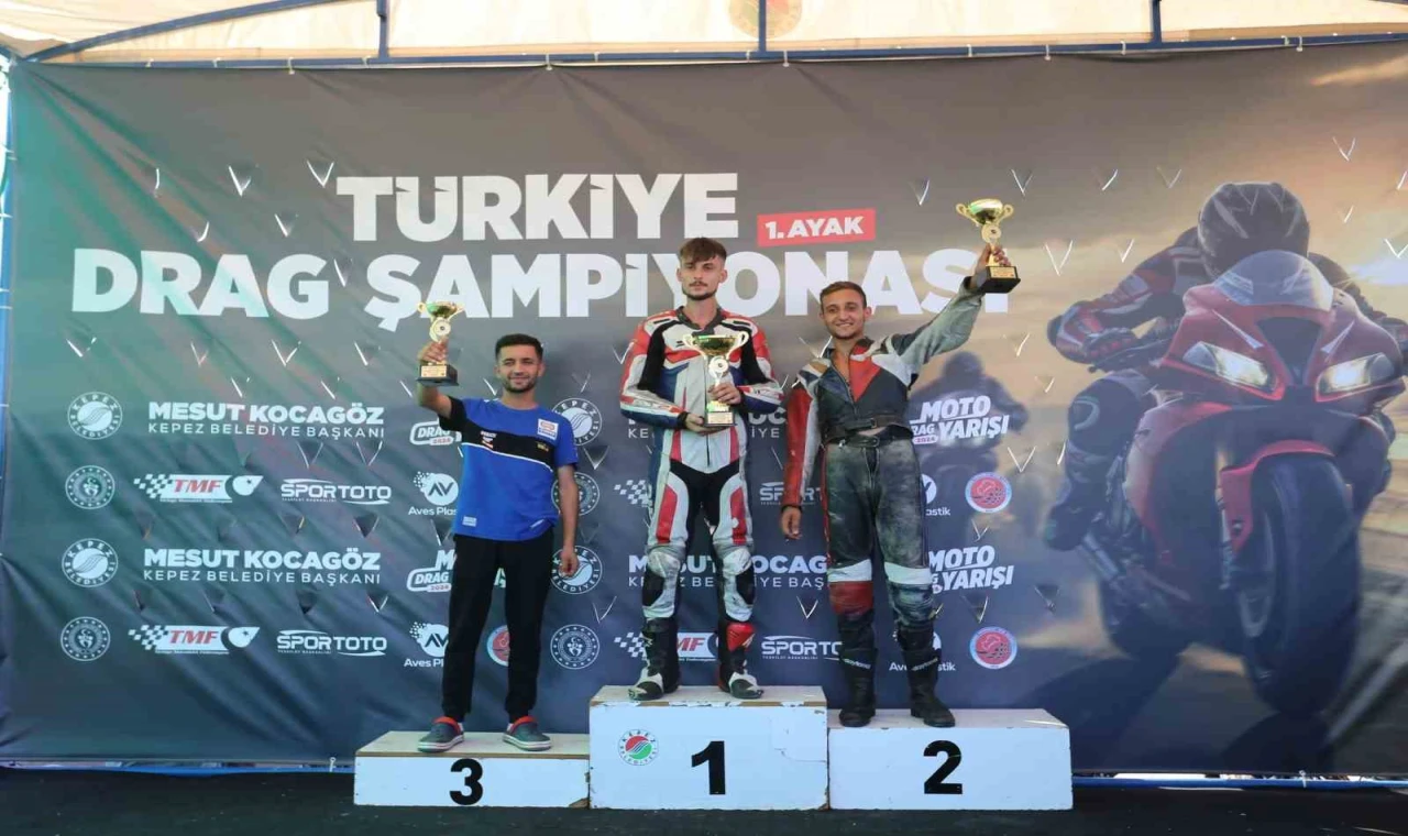 Kepez’de Motodrag rüzgarı esti