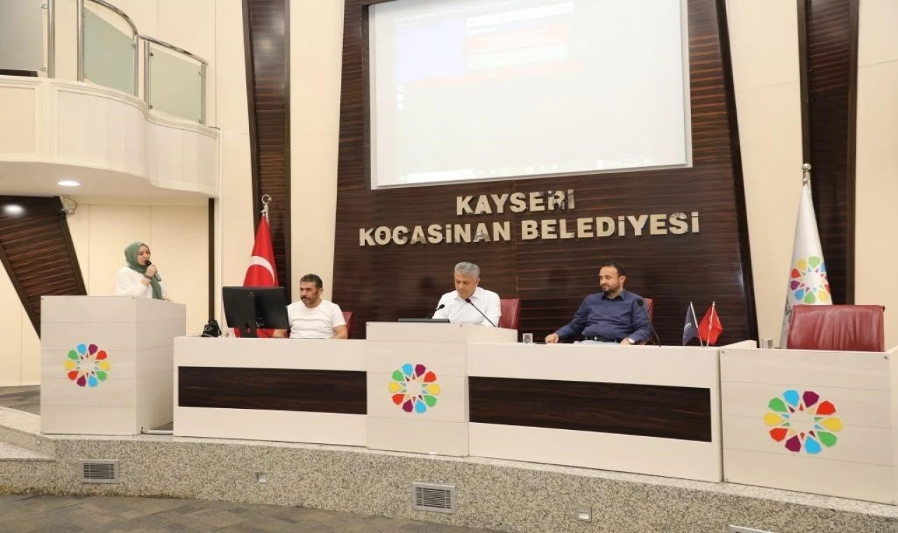 Kocasinan’da işçi alımı, canlı yayınla noter huzurunda kura ile belirlendi