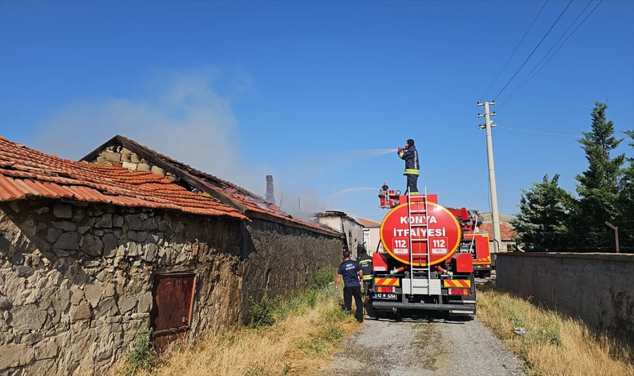 Konya'da bir evde çıkan yangında 2 kişi öldü