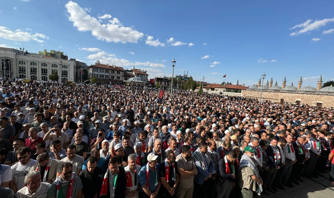 Konya'da Hamas'ın Siyasi Büro Başkanı Heniyye için gıyabi cenaze namazı