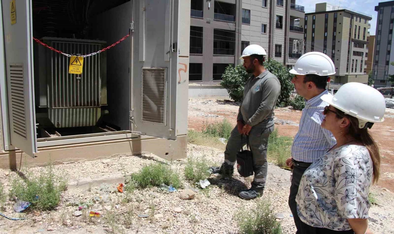 Şanlıurfa’da 24 mahalleye 28 ek trafo