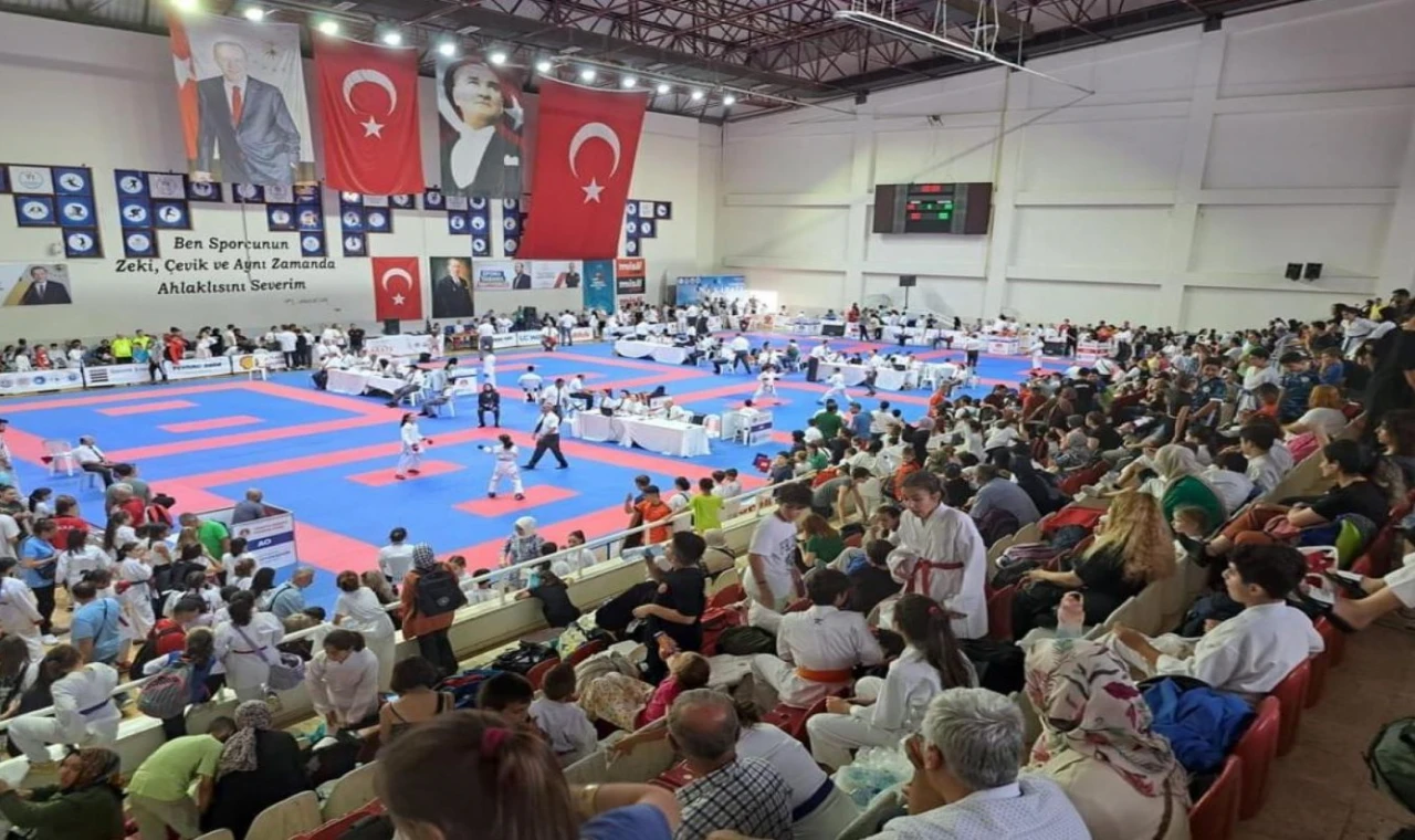 Uluslararası Karate Turnuvası, 15 ülkenin katılımıyla 5. kez Gemlik’te başlıyor.