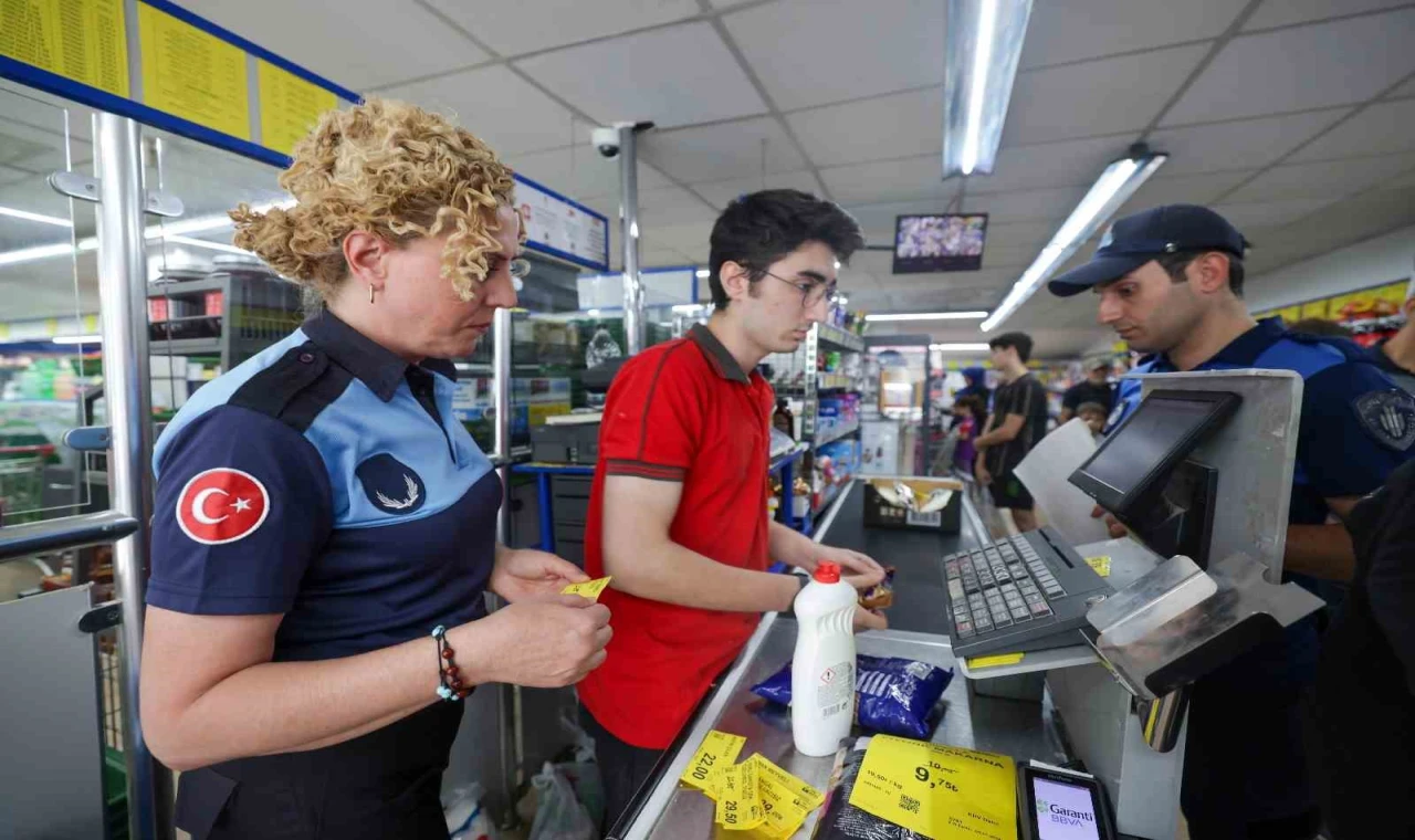 Ümraniye’de zabıta ekipleri 7/24 denetimde