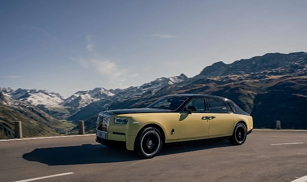 Rolls-Royce, ’Goldfinger’ Filminin 60. Yılı Şerefine Özel Phantom Extended Modelini Tanıttı