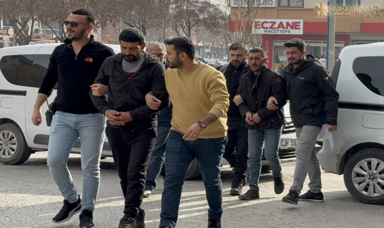 Konya'da haklarında kesinleşmiş hapis cezası bulunan 2 hükümlü yakalandı