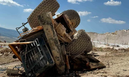 Burdur’da mermer ocağında kepçe devrildi: 1 ölü, 1 yaralı