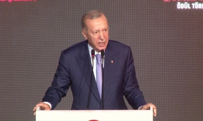 Cumhurbaşkanı Erdoğan: “Ölüm kusanlara karşı 15 Temmuz’da destan yazdık”