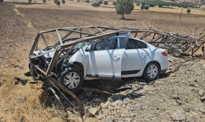 Diyarbakır’da piknik yolunda kaza: 1’i ağır 4 yaralı