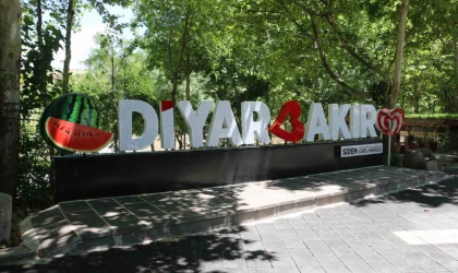 Diyarbakır’da termometreler 45 dereceyi gösterdi: Tarihi mekanlar boş kaldı