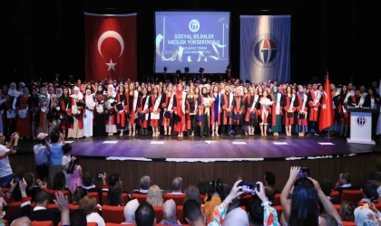 GAÜN Sosyal Bilimler MYO’da diploma heyecanı