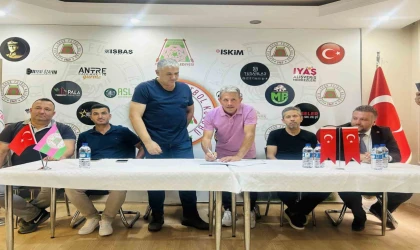 Isparta 32 Spor’da Teknik Direktör Fuat Buruk dönemi başladı