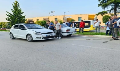 Kaza yapan sürücü: ”Hatasız, boyasız aracım hasar gördü”