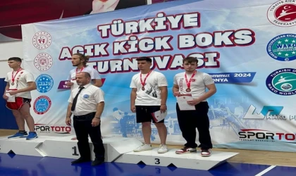 Kick Boks Turnuvası’na Sakaryalı sporcular damga vurdu