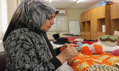 Örgü tutkusuyla hayatı değişti: “Gençken bu fırsatları kaçırdığım için pişmanım”