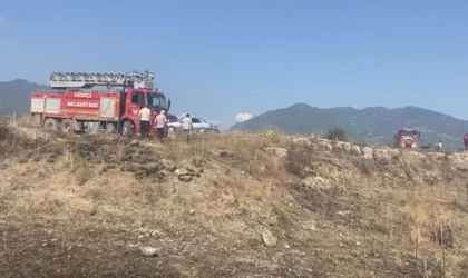 Osmaniye’de makilik alanda çıkan yangın söndürüldü