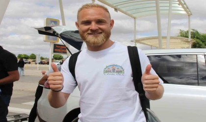 Sivasspor’un yeni transferi Alex Pritchard, Sivas’a geldi