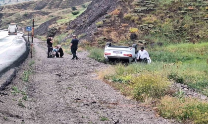 Sürücüsünün kontrolünden çıkan otomobil takla attı: 3 yaralı