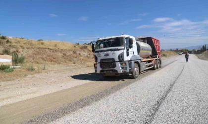 Turgutlu Belediyesi 2024 yılı asfalt sezonunu açtı