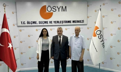 YKS’ye giren en genç ve en yaşlı üniversite adayları, ÖSYM Başkanı Ersoy ile buluştu