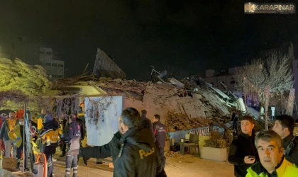 Konya'nın Selçuklu ilçesinde 4 katlı bina çöktü