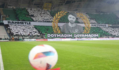 Konyaspor - Fenerbahçe maçında Ahmet Çalık anıldı